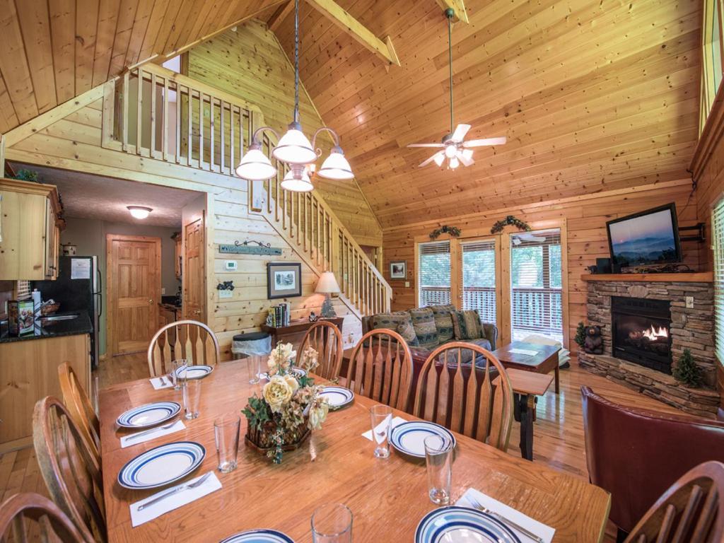 Bear'S Corner, 3 Bedrooms, Wifi, Pool Table, Hot Tub, Wifi, Sleeps 10 Гатлінбург Екстер'єр фото
